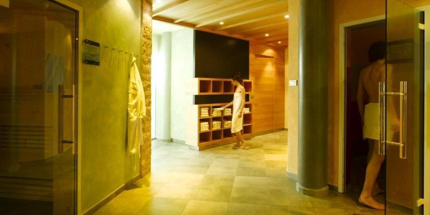 Hotel Gasthof Stern Nova Ponente Dış mekan fotoğraf